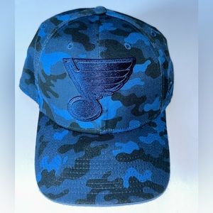 St. Louis Blues flex hat from Fanatics size M/L